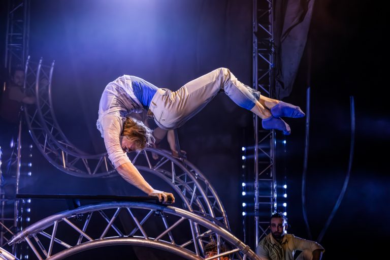 Cirkus-Cirkor-Tipping-Point_photo-Hakan-Larsson_3127_lowres